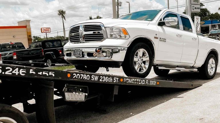 Pinecrest Sunshine Recovery Towing